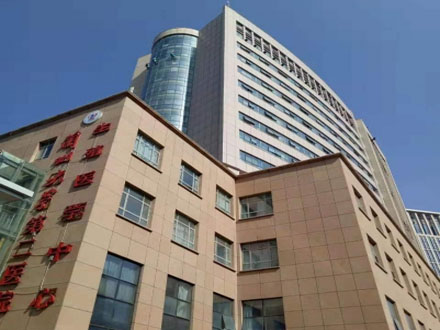 蘭大二院外牆清洗